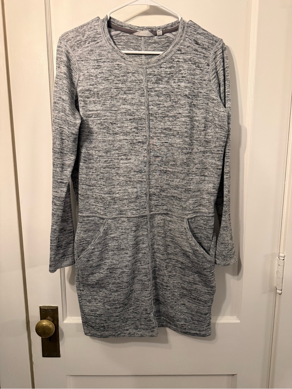 Athleta-S Gray Long Sleeve Knit Pocket Dress